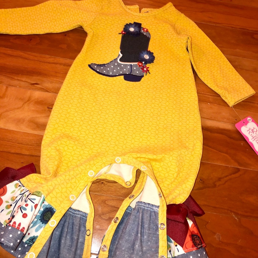NWT Ricrac & Ruffles